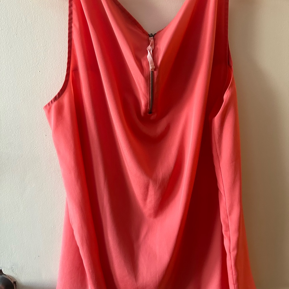 Salmon sleeveless top, NWOT - Picture 2 of 4
